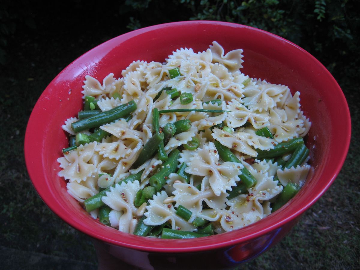 pasta salad bowl