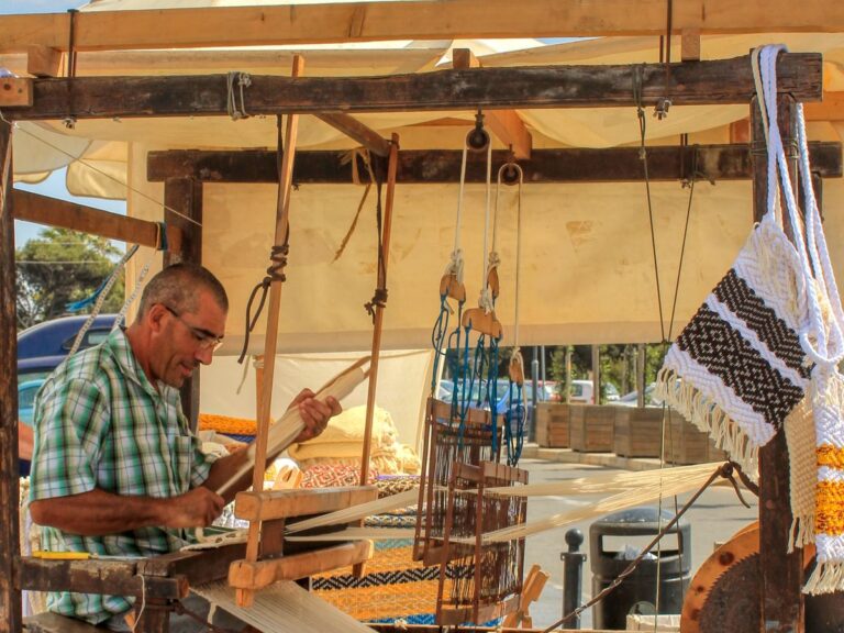 weaving loom wool craft